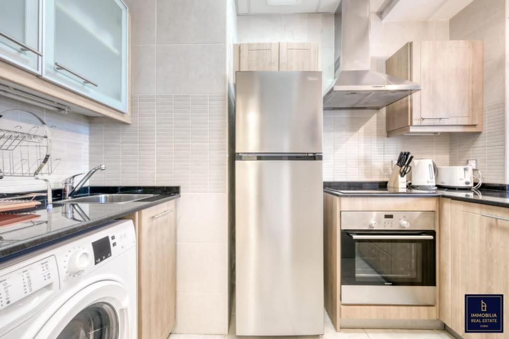 Luxury 1 Bedroom With Sea View Апартаменти