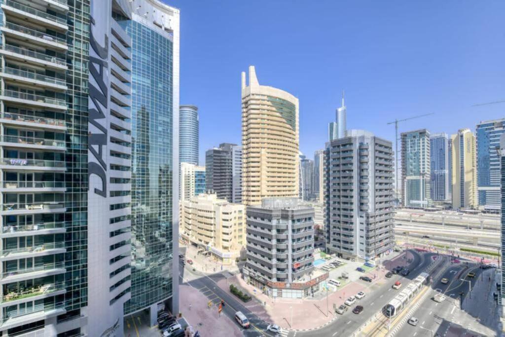 Luxury 1 Bedroom With Sea View * Дубай